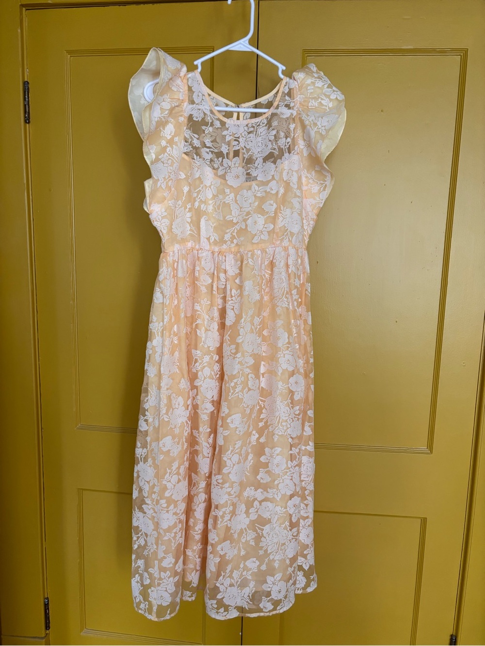 En Saison yellow and White Floral Lace Dress